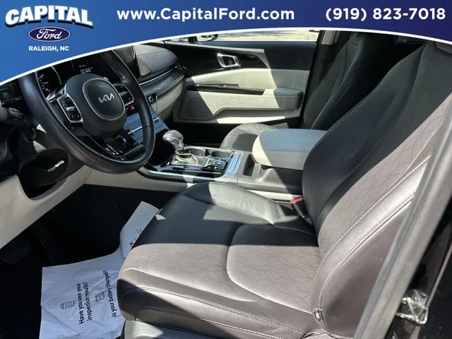 Used 2024 Black Kia EX image 19