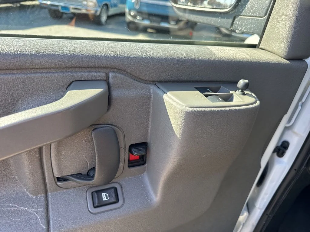 Used 2023 White Chevrolet Work Van image 19