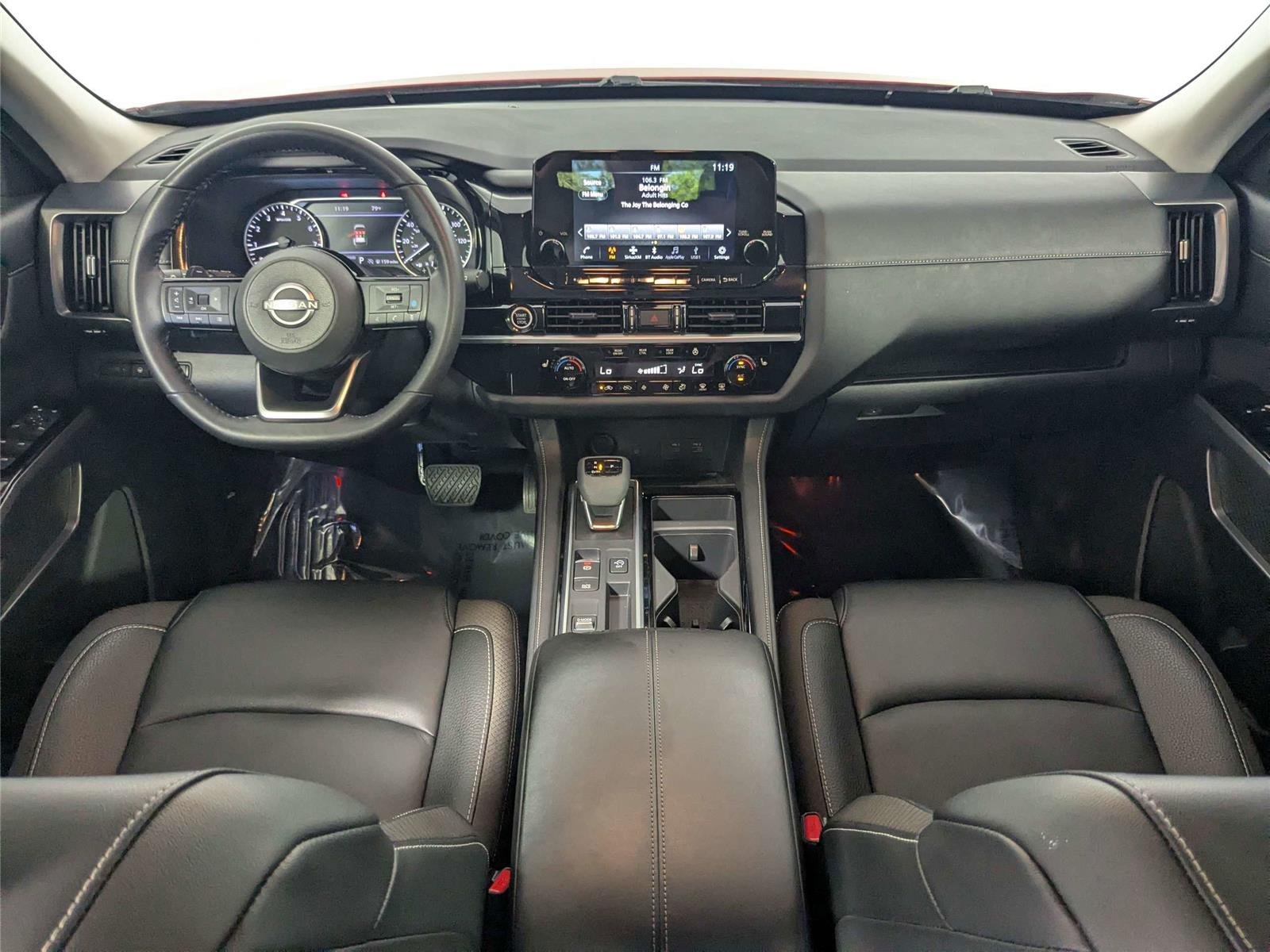 Used 2023 Scarlet Ember Tintcoat Nissan SL image 34