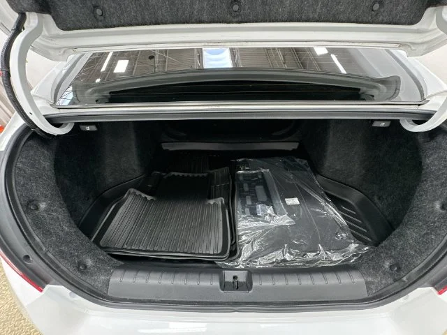 Used 2019  Honda EX image 22