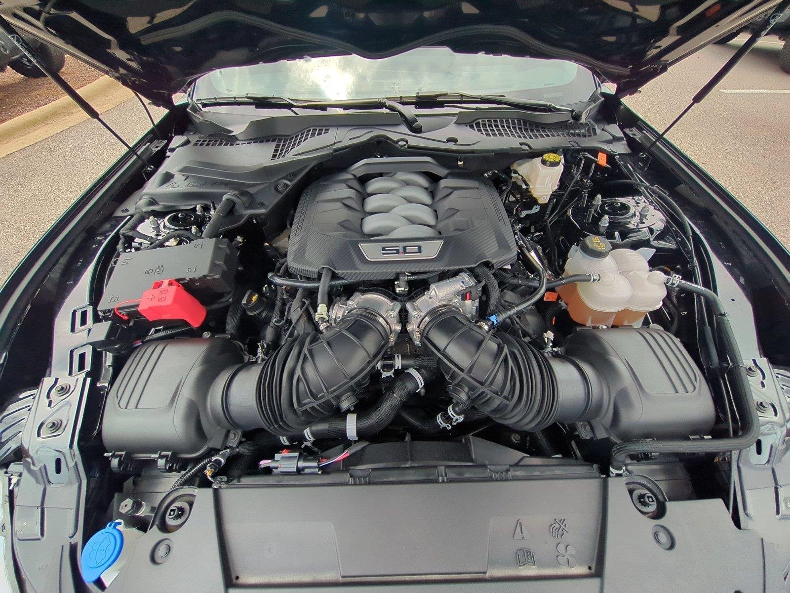 Used 2025 Shadow Black Ford GT Premium image 36