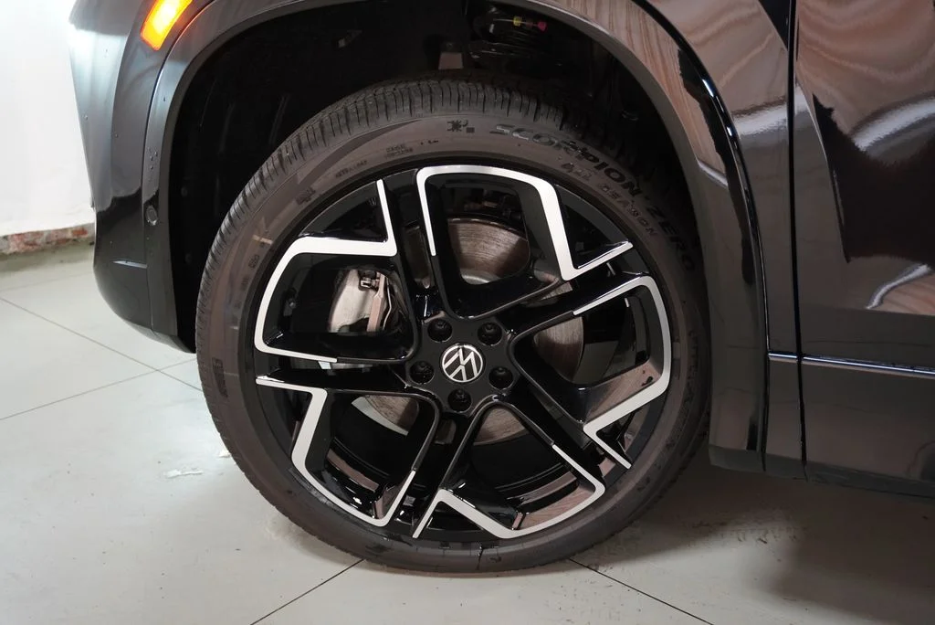New 2026  Volkswagen 2.0T SEL R-Line Turbo image 33