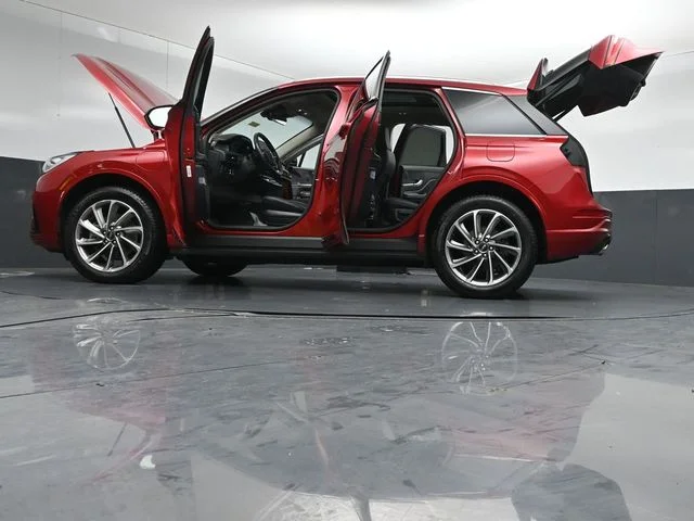 Used 2023 Red Lincoln Grand Touring image 58
