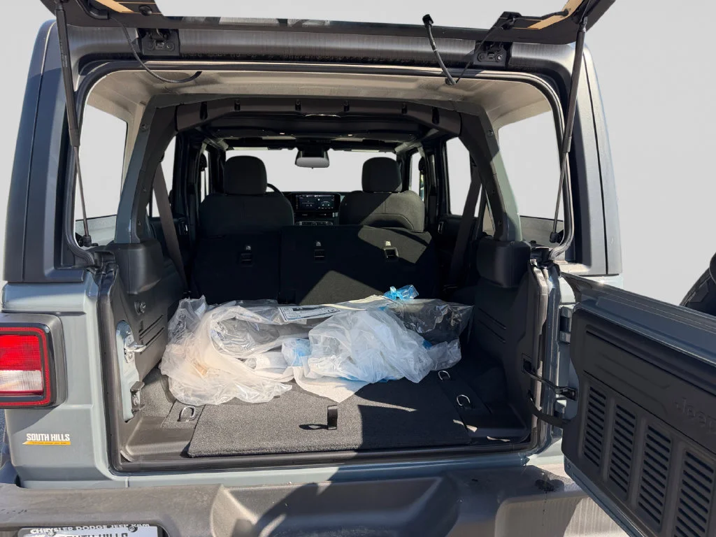 New 2026 Anvil Clear-Coat Exterior Paint Jeep Sport S image 19