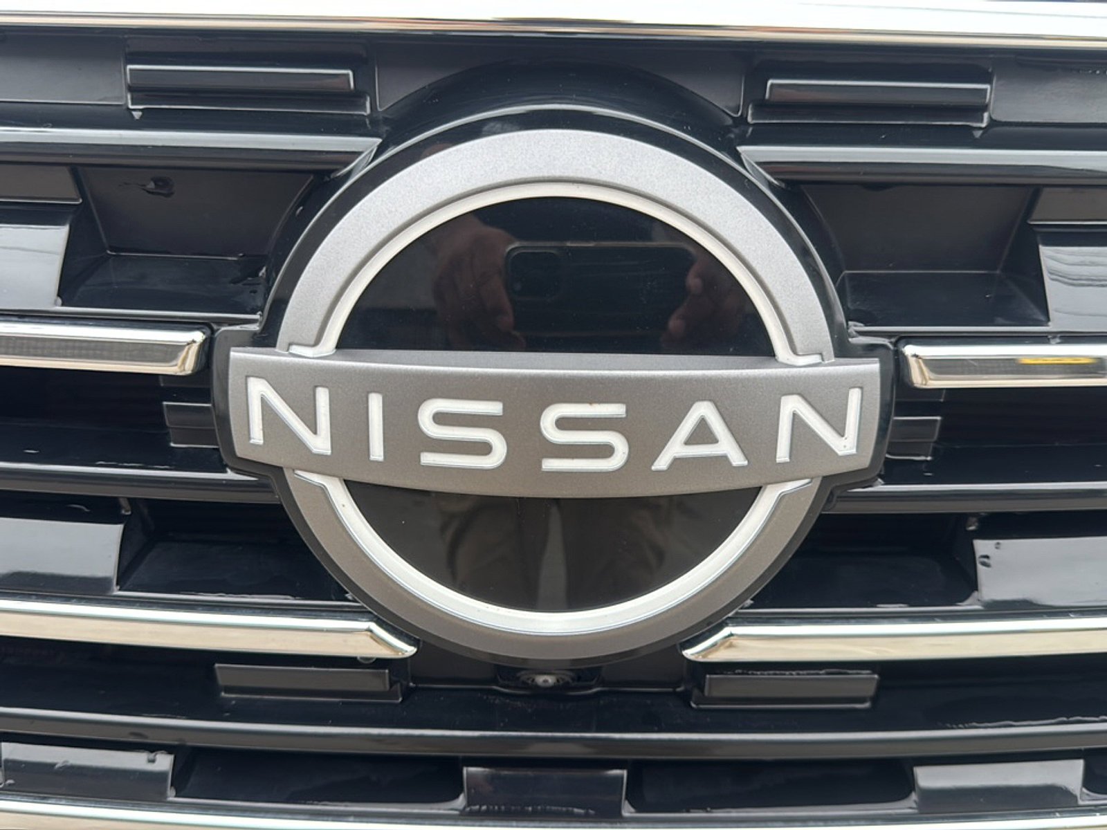 2025 Nissan Rogue SL - Photo 46