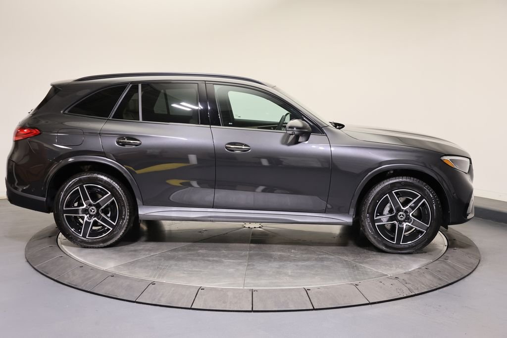 Used 2027 Graphite Grey Metallic Mercedes-Benz GLC 300 image 8