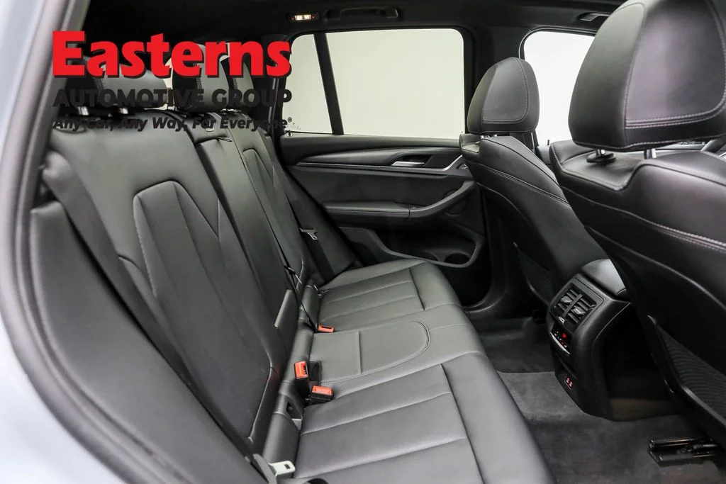 Used 2022 Gray BMW sDrive30i image 24