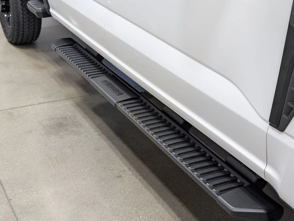 New 2026 Oxford White Ford F-250® XL image 18