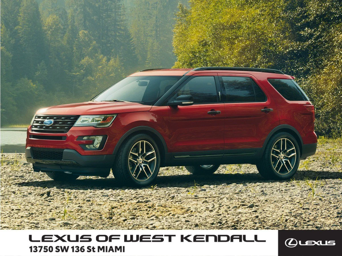 2017 Ford Explorer Limited FWD's photo