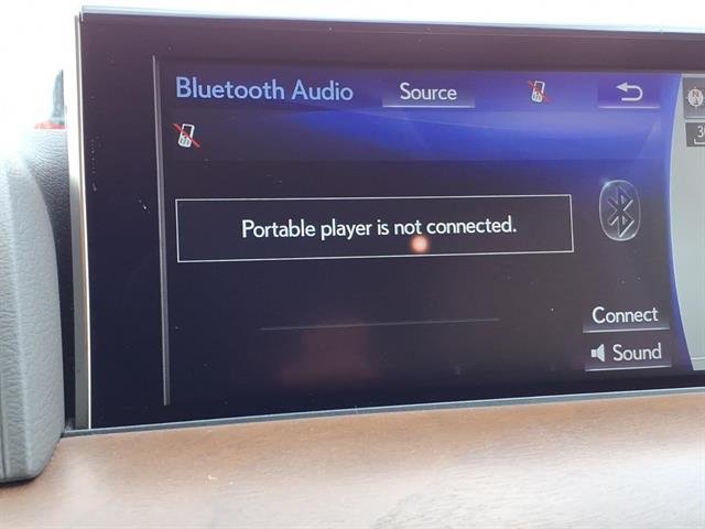Used 2019 Eminent White Pearl Lexus Three-Row image 27