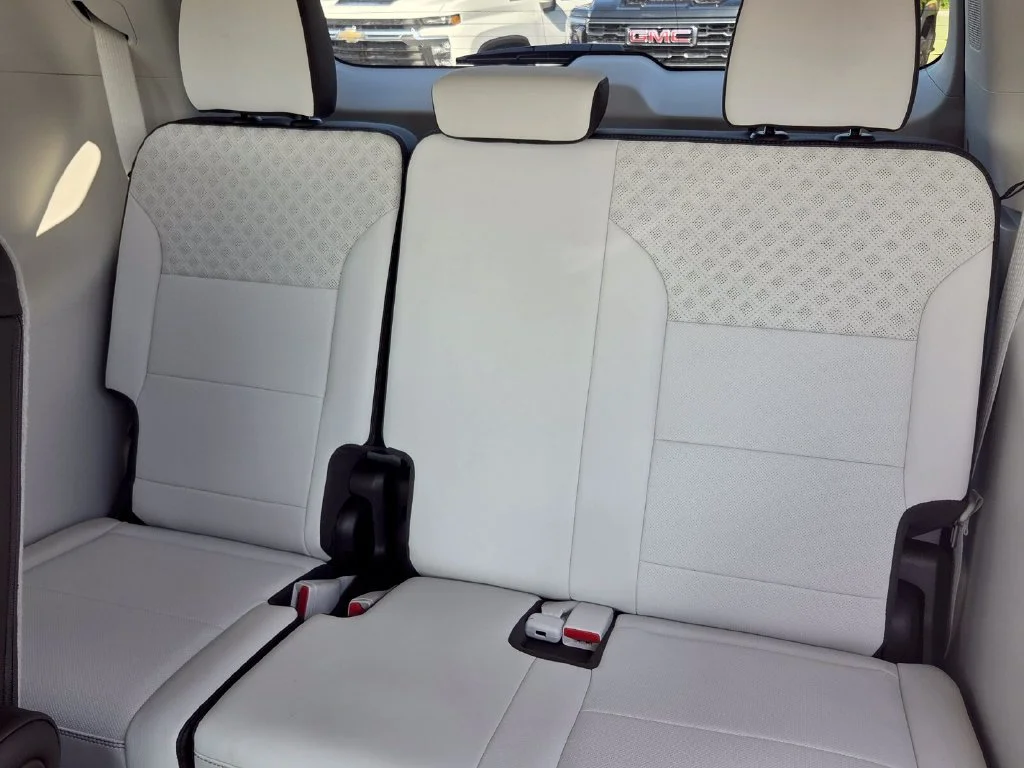 Used 2026 Sterling Metallic GMC Denali image 7