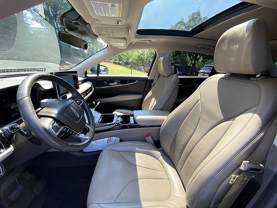 Used 2022 Blue Metallic Lincoln Reserve image 11
