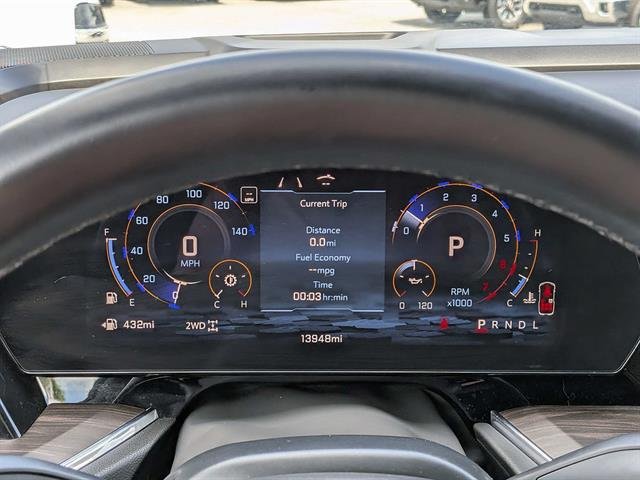 2025 Chevrolet Suburban LS - Photo 24