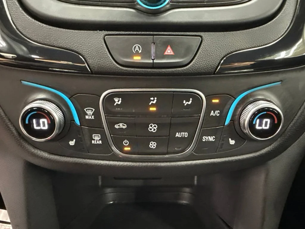 Used 2024 Summit White Chevrolet RS image 32