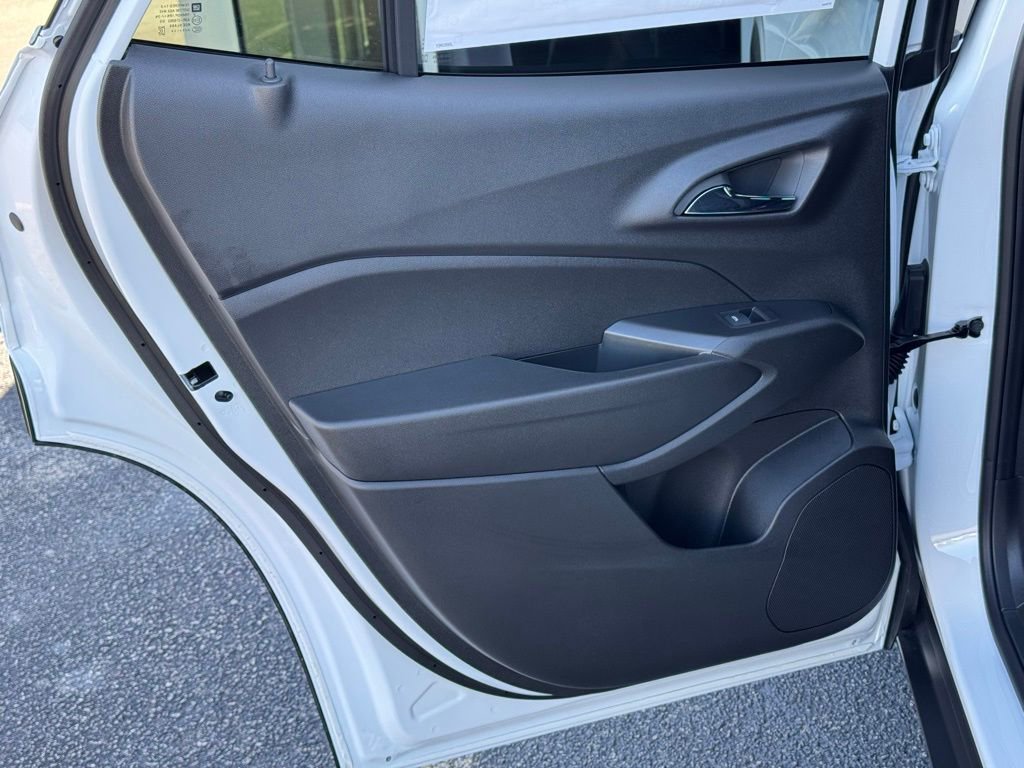 2026 Chevrolet Trax RS - Photo 18