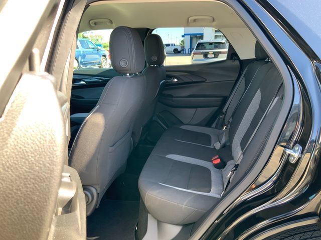 Certified Used 2025 Mosaic Black Metallic Chevrolet LT image 19