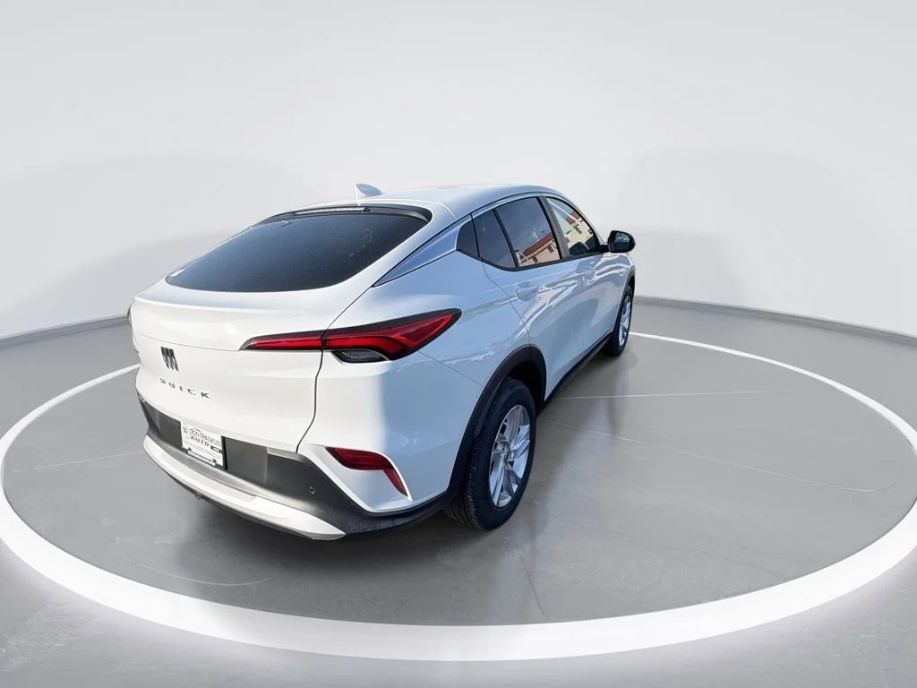 New 2026 Summit White Buick Preferred image 8