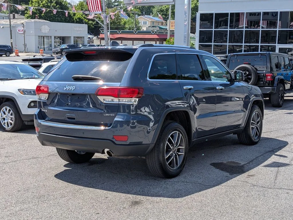 Used 2020 Blue Jeep Limited image 6