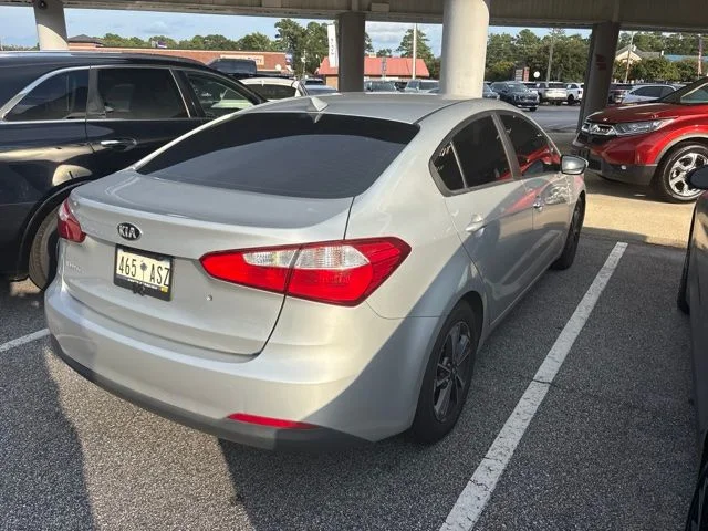 Used 2015 Silver Kia LX image 2