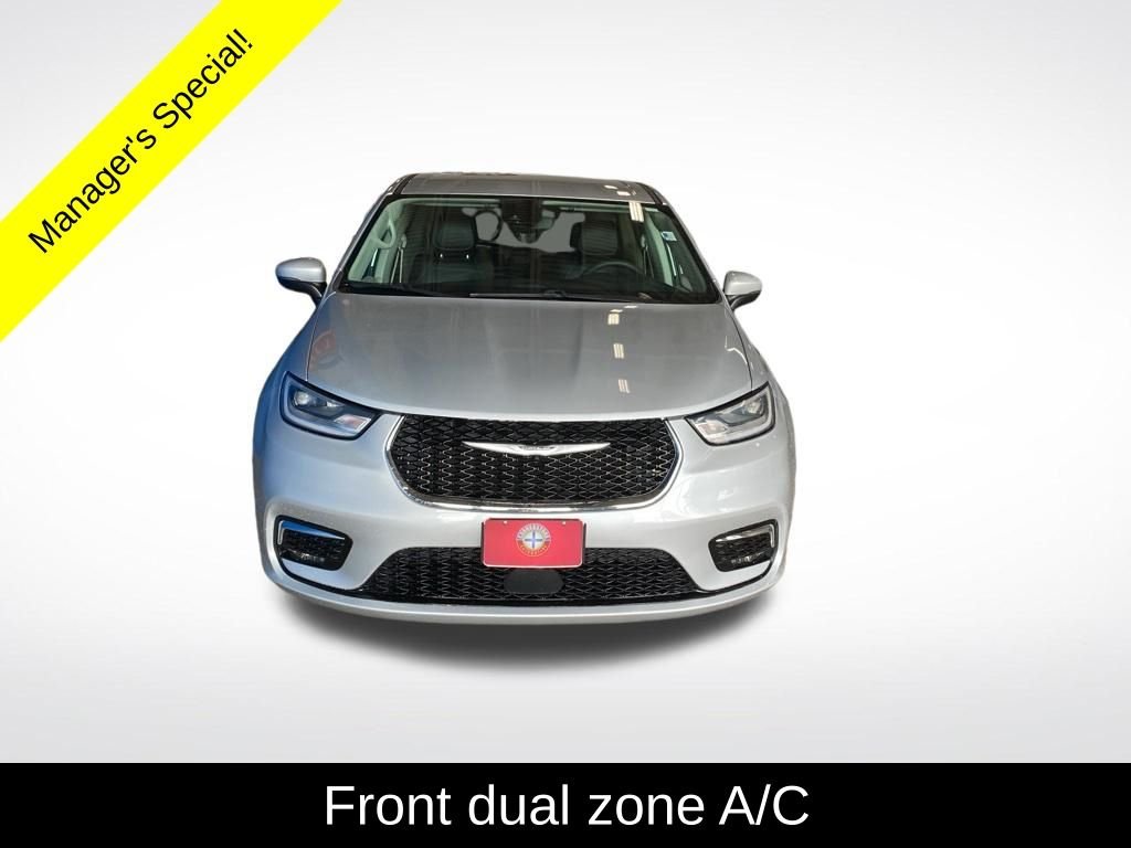 Used 2023 Silver Chrysler Touring L image 12