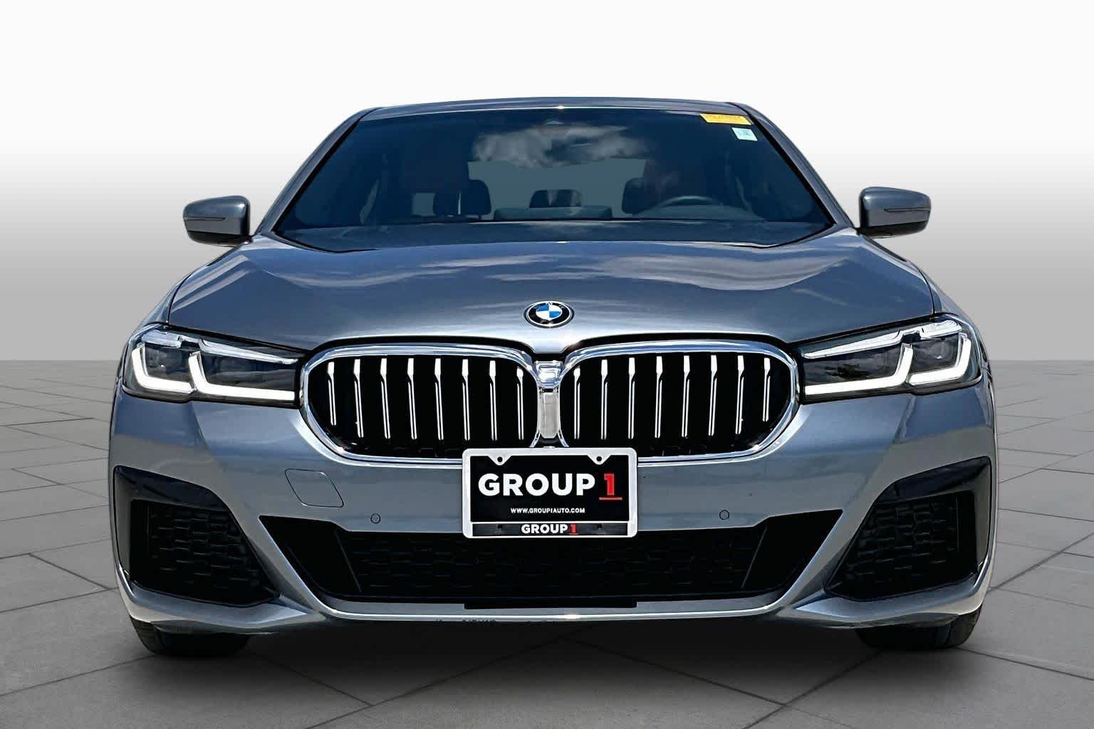 Used 2022 Bluestone Metallic BMW 530i image 4
