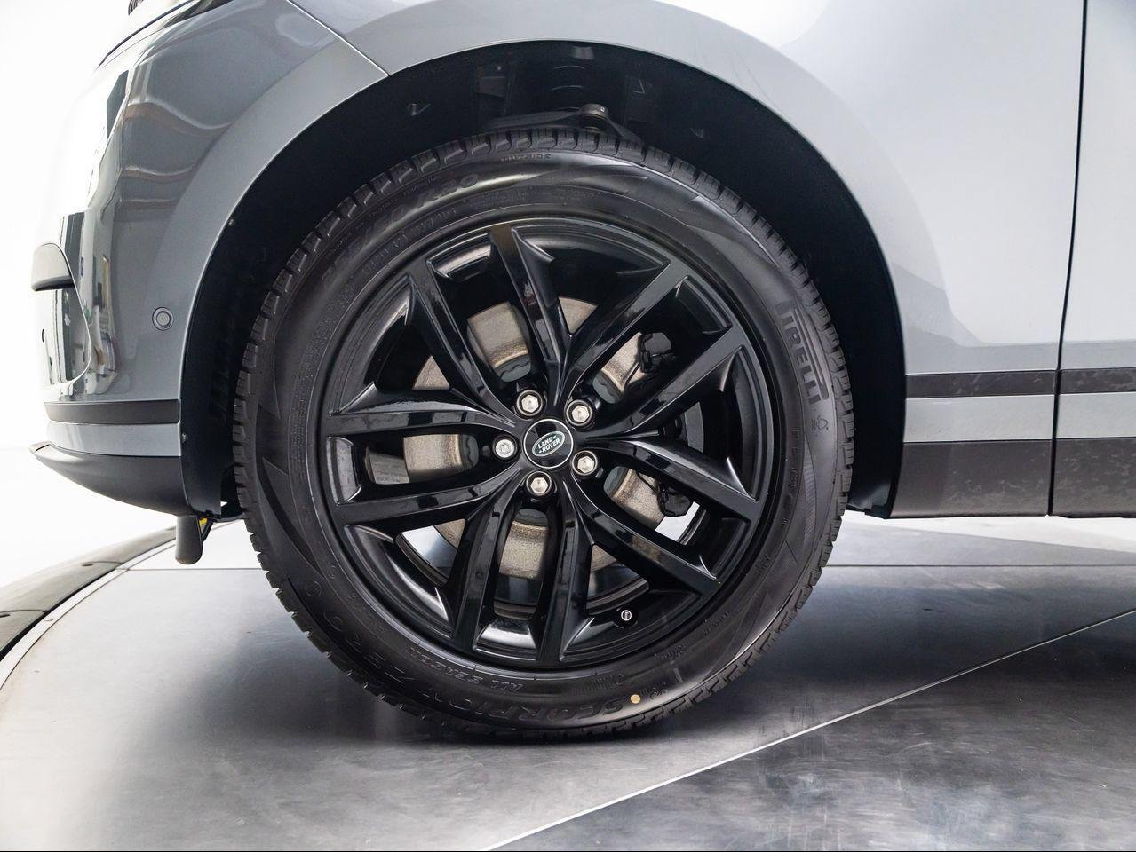 New 2026 Zadar Grey Land Rover S image 13