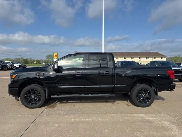 Used 2019 Magnetic Black Nissan SL image 9