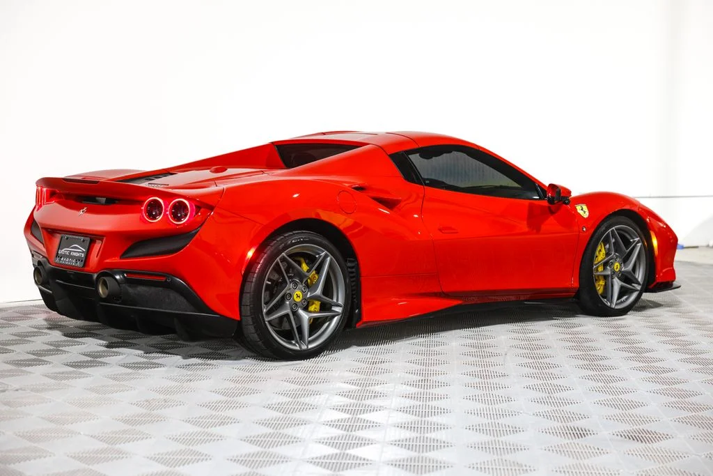2023 Ferrari F8 Base - Photo 9