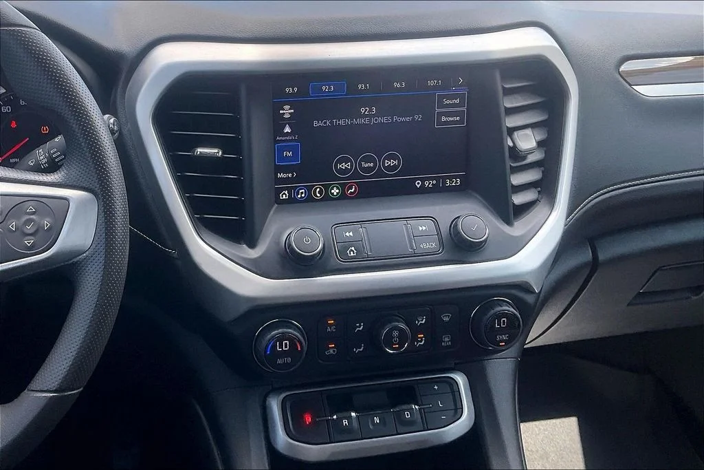 Used 2023 Volcanic Red GMC SLE image 5