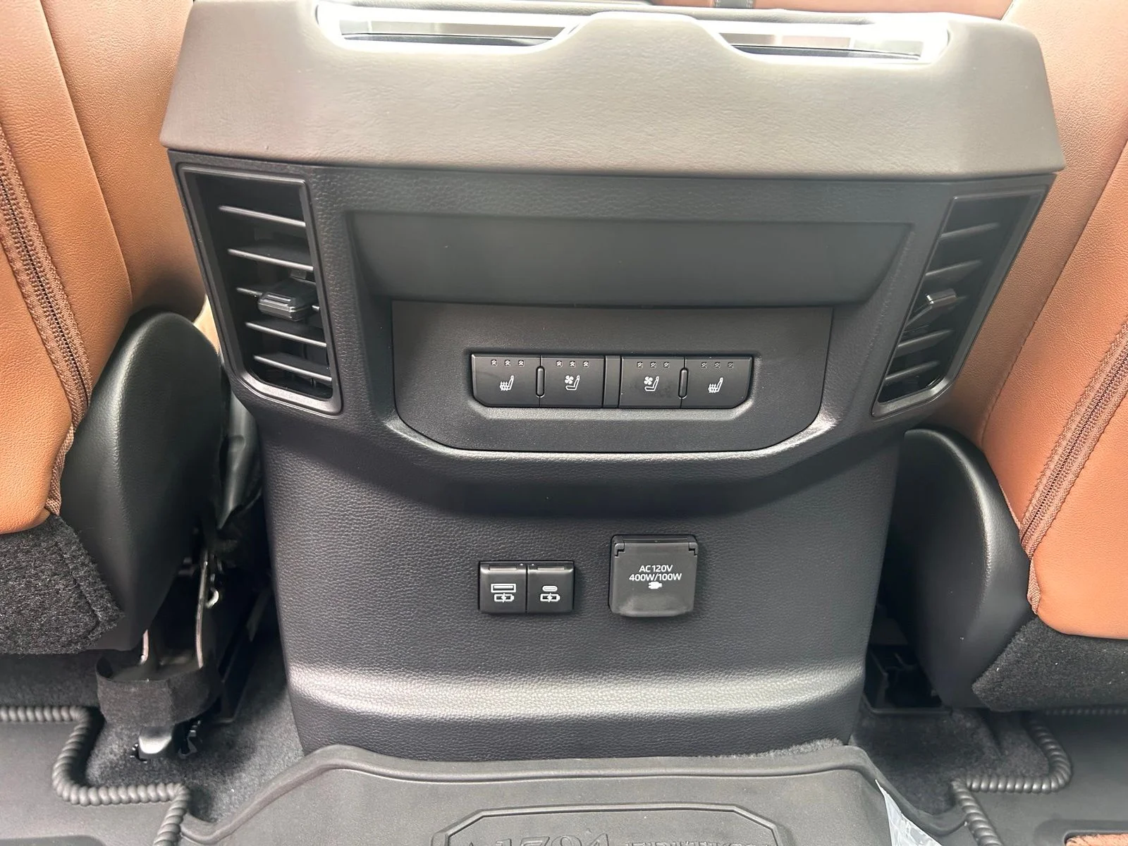 New 2026 Wind Chill Pearl <sup>1</sup> Toyota  1794 Edition image 18