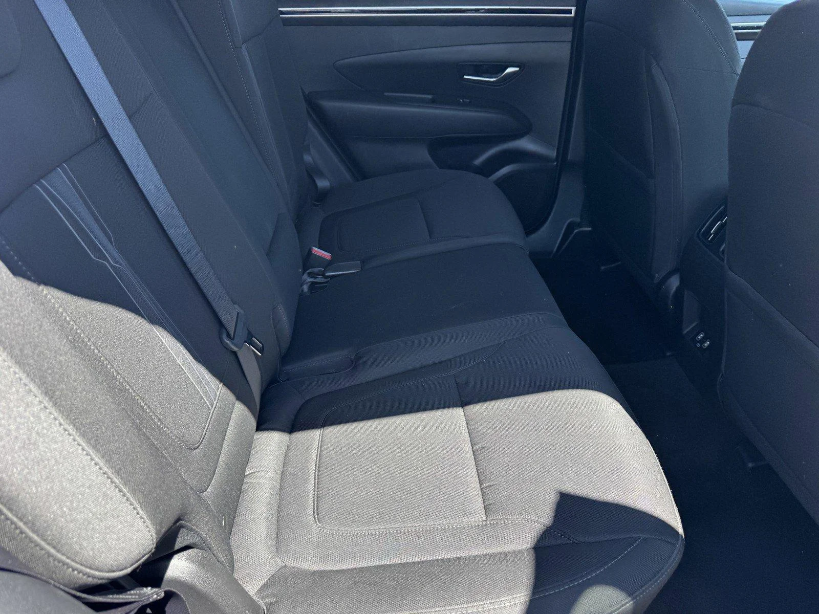 Used 2024 White Pearl Hyundai SEL image 10