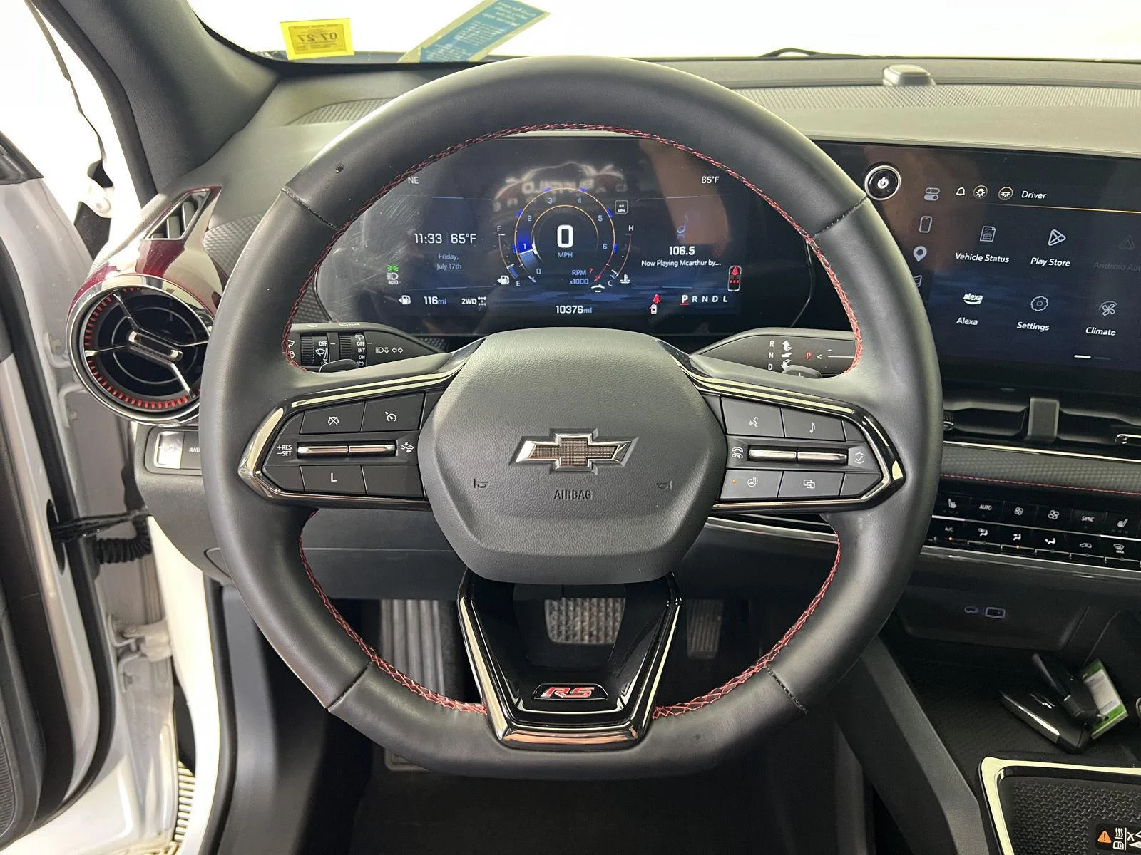 Used 2025 Iridescent Pearl Tricoat Chevrolet RS image 8