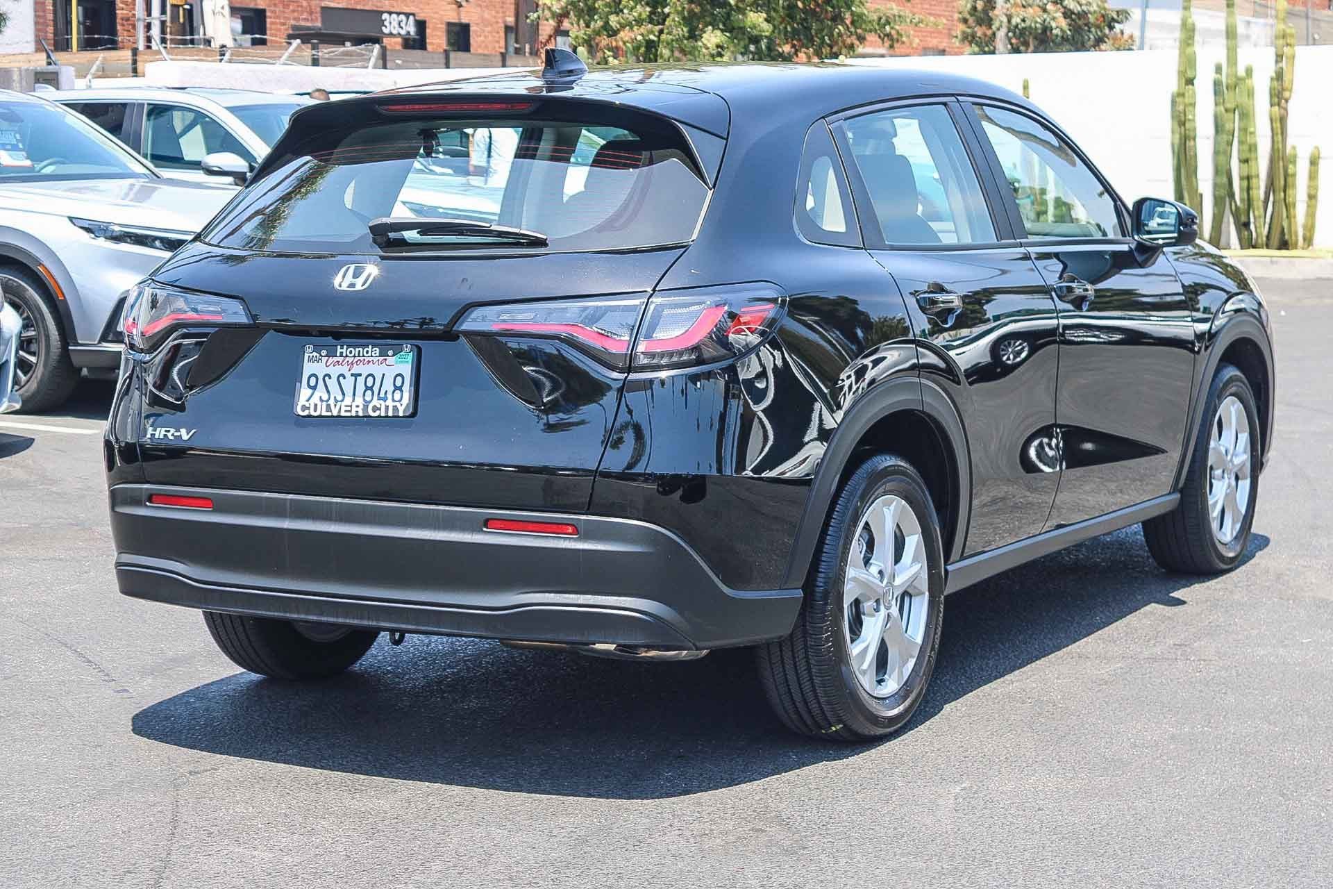 2025 Honda HR-V LX - Photo 35
