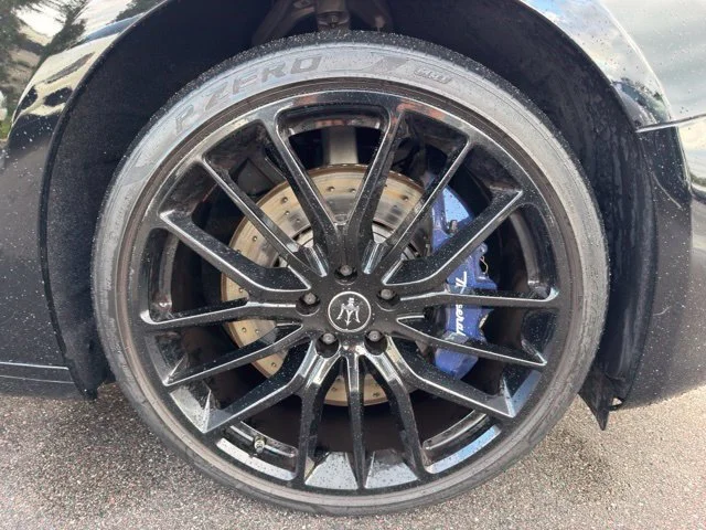Used 2021 Nero Ribelle Metallic Maserati Trofeo image 19