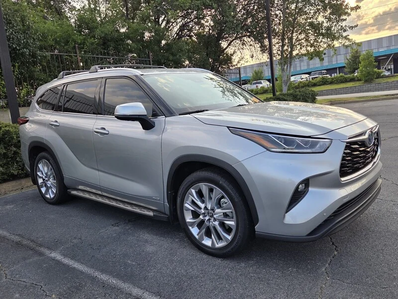 Used 2022 Celestial Silver Metallic TOYOTA LIMITED image 6