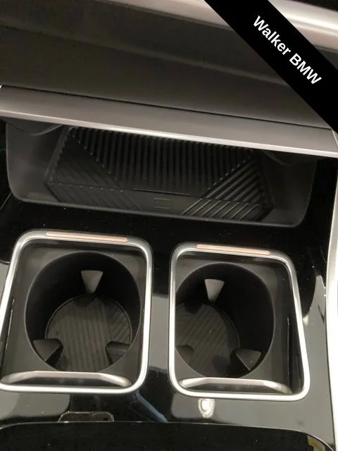 New 2024 Carbon Black Metallic BMW xDrive60 image 17