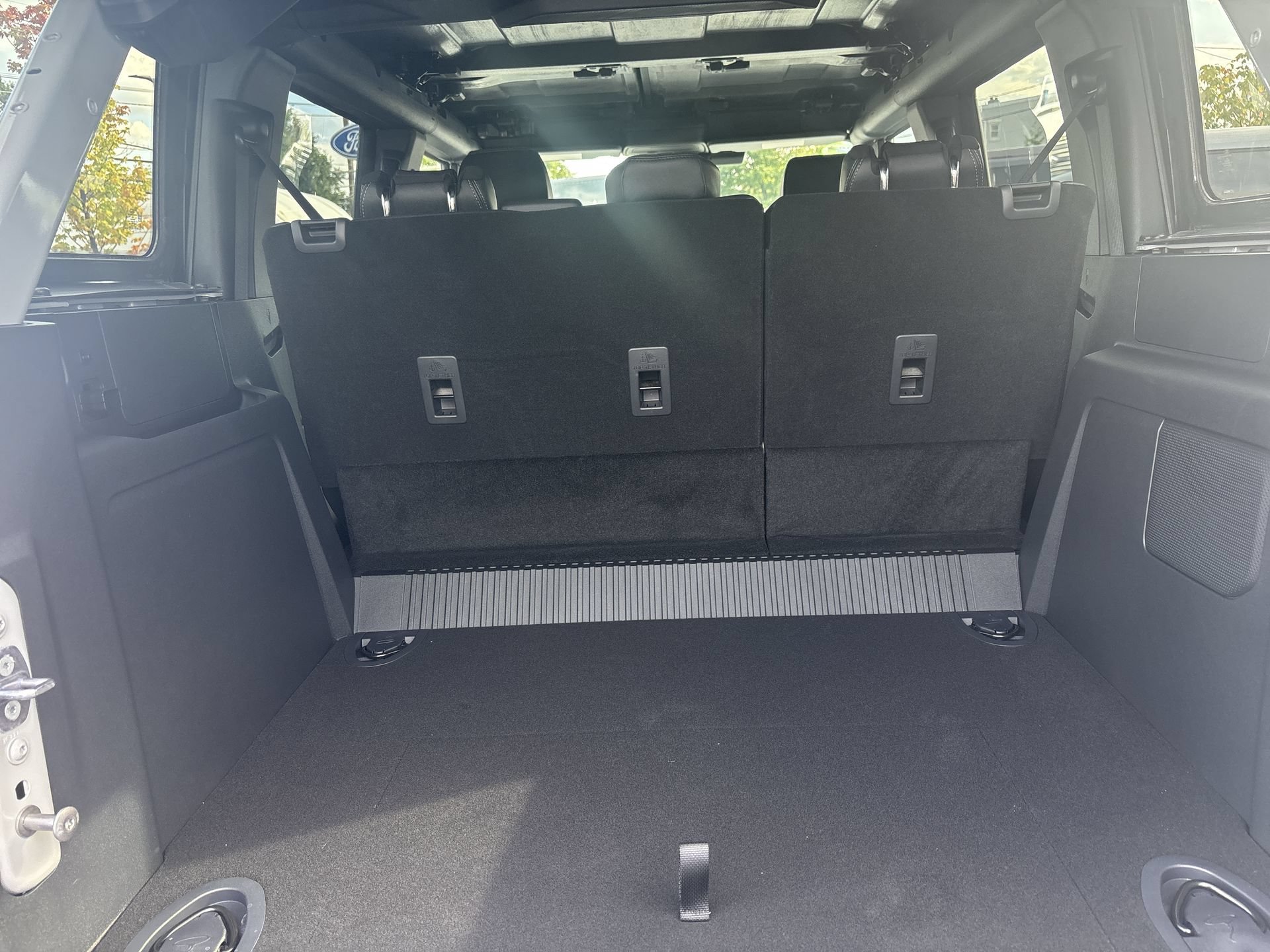 New 2026 Avalanche Gray Ford Big Bend® image 19