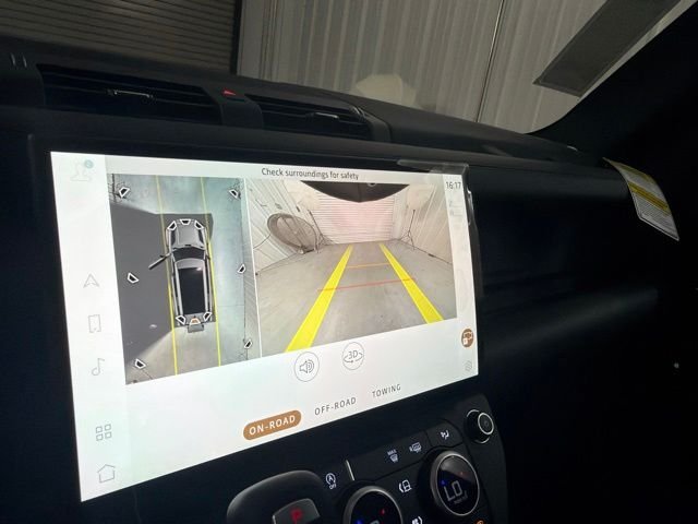 New 2026 Santorini Black Land Rover S image 29