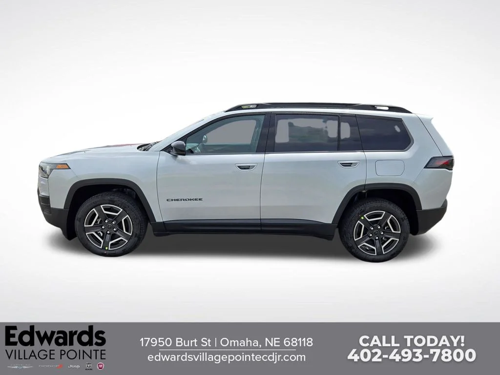 New 2026 Silver Zynith Clear-Coat Exterior Paint Jeep Limited image 6