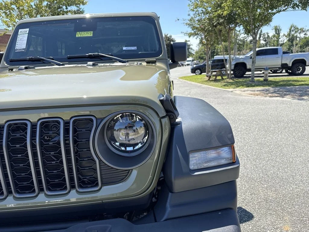 2025 Jeep Wrangler 4-Door Sport S - Photo 9