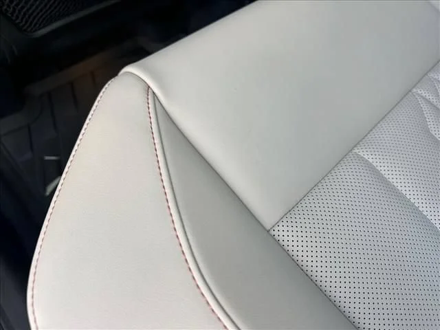 2025 BMW X3 30 - Photo 18