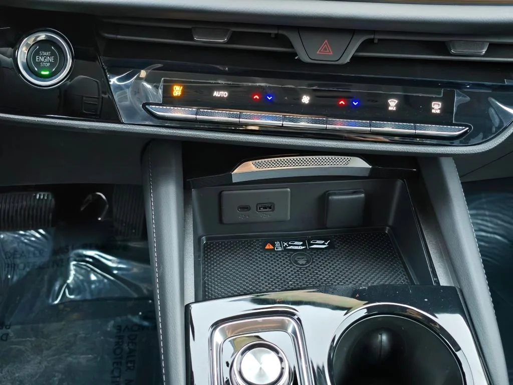 New 2026 Ebony Twilight Metallic Buick Avenir image 24