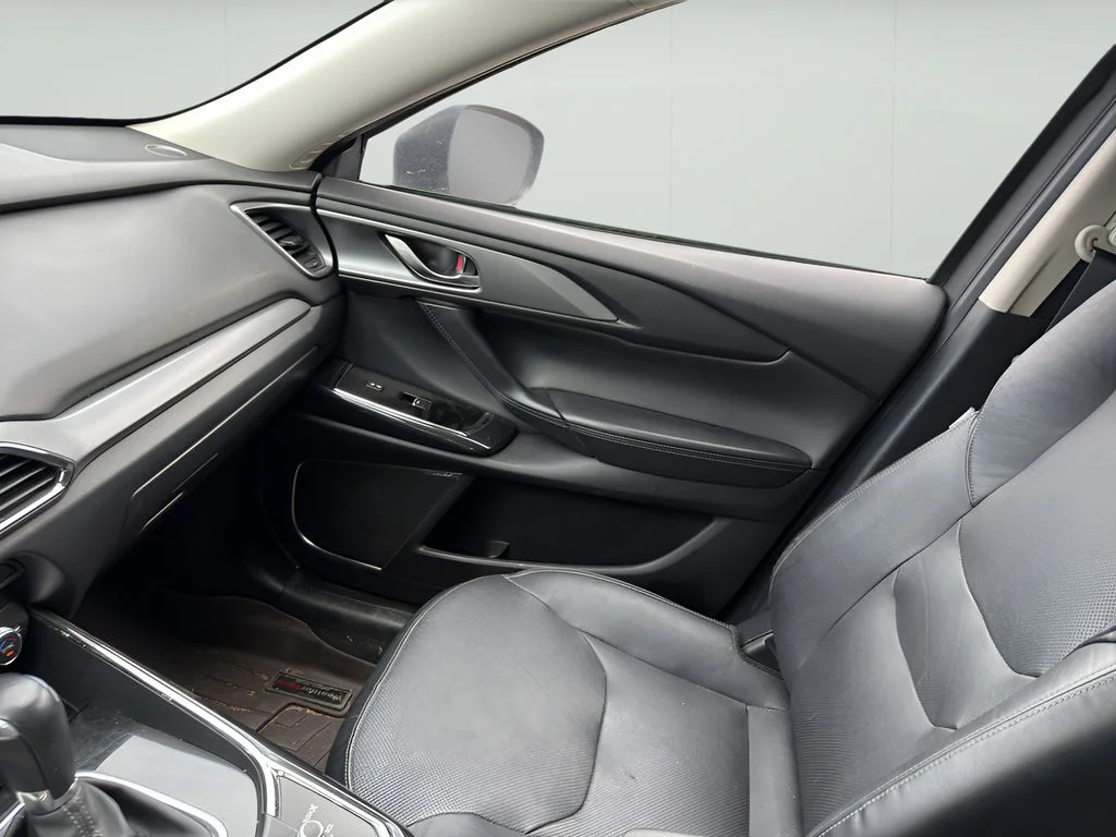 Used 2019 Deep Crystal Blue Mica Mazda Touring image 7