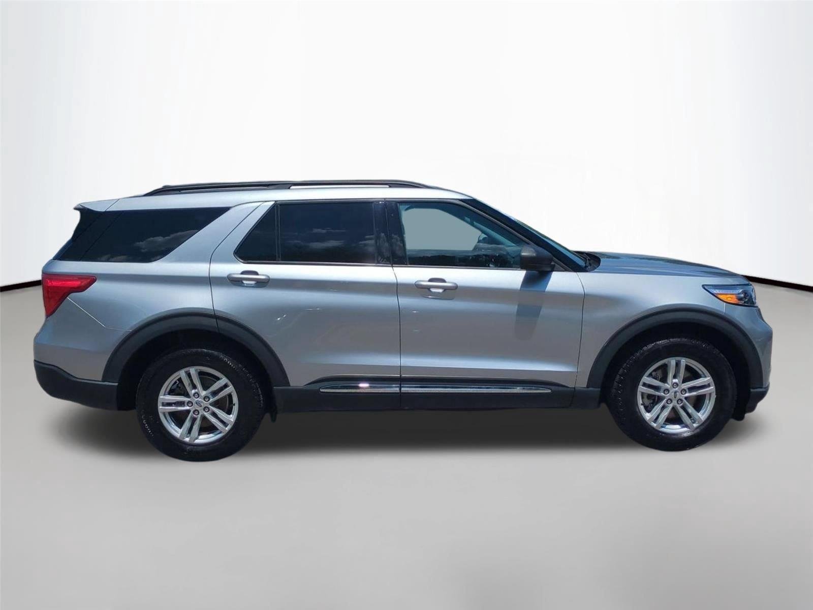 Used 2023 Iconic Silver FORD XLT image 6