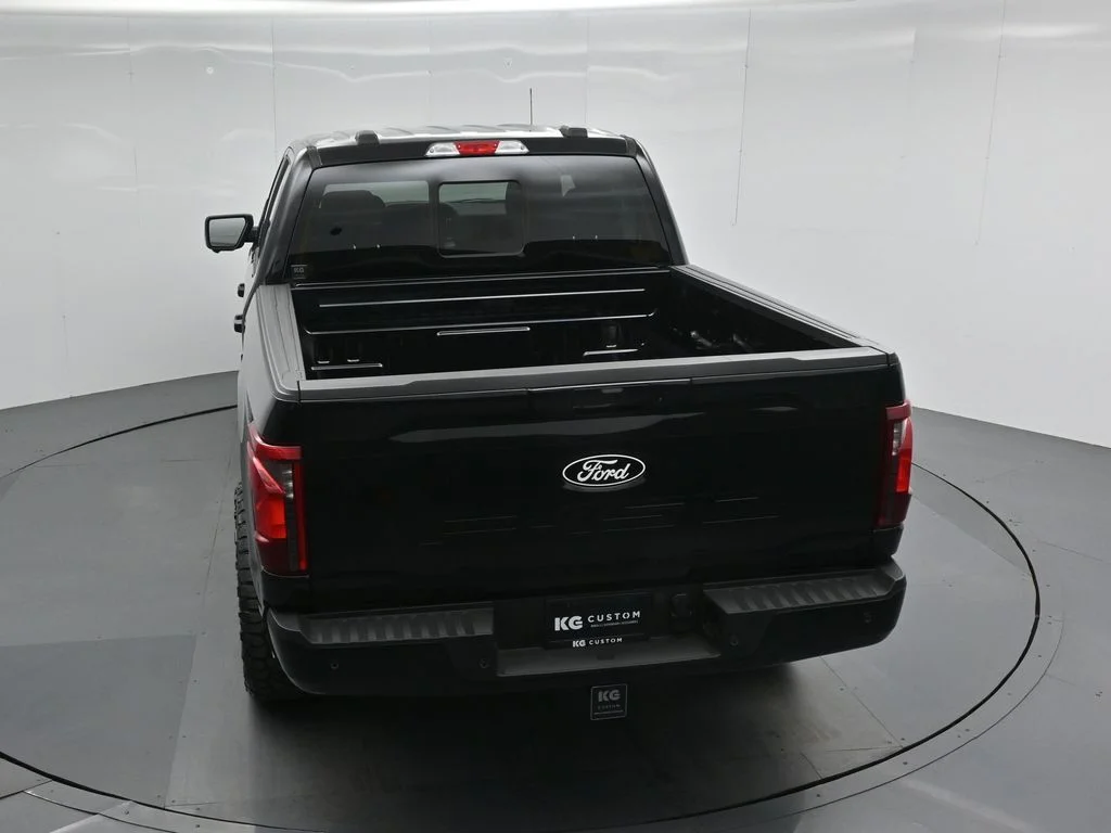 New 2026 Agate Black Metallic Ford XLT image 34