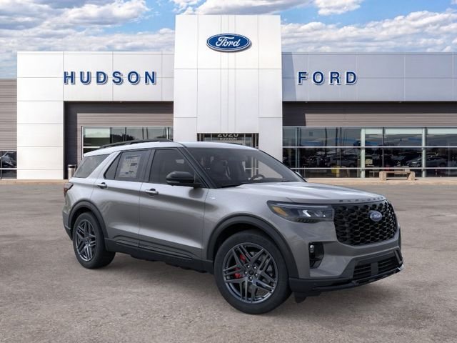 New 2026 Carbonized Gray Metallic Ford ST-Line image 7