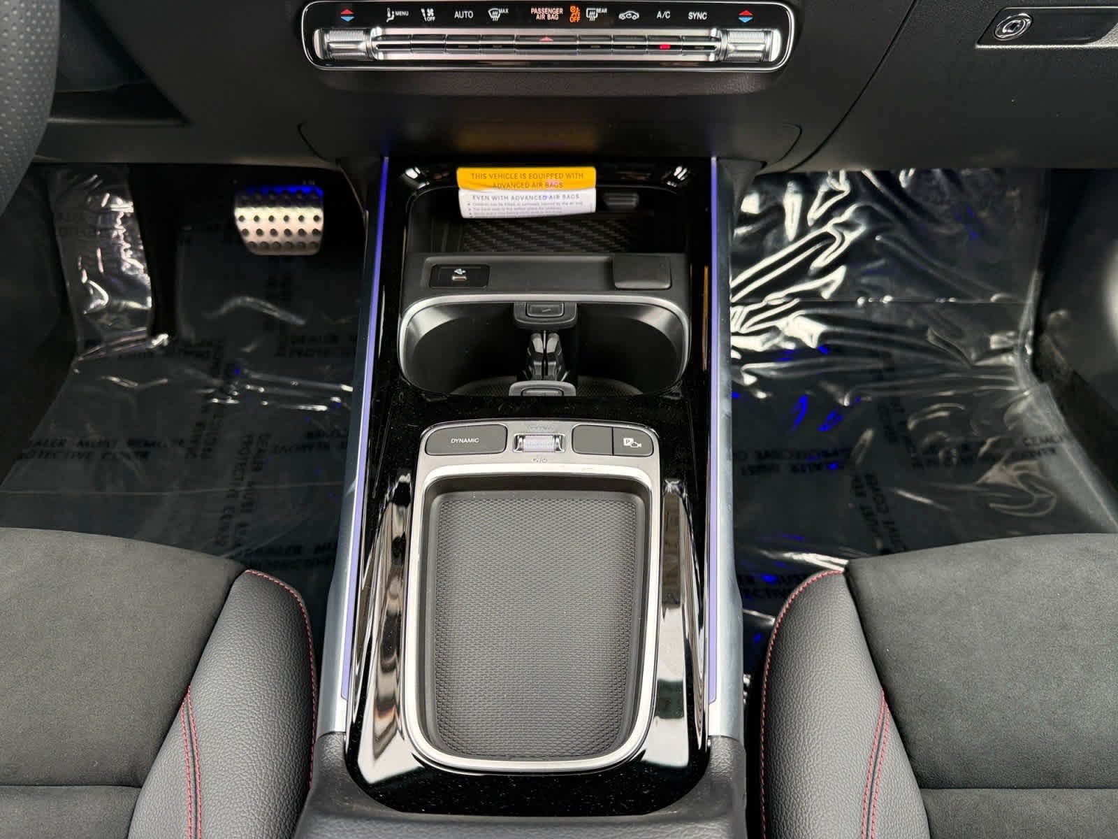New 2026 Polar White Mercedes-Benz AMG® GLB 35 image 15