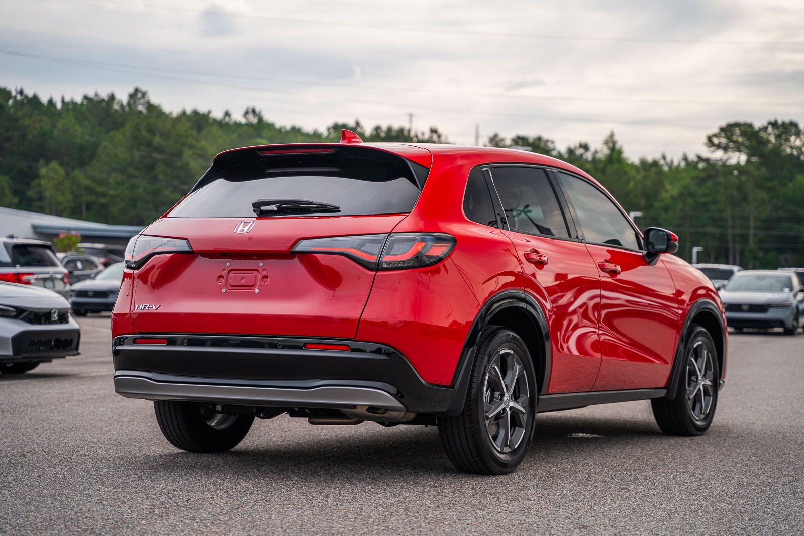 2025 Honda HR-V EX-L - Photo 11