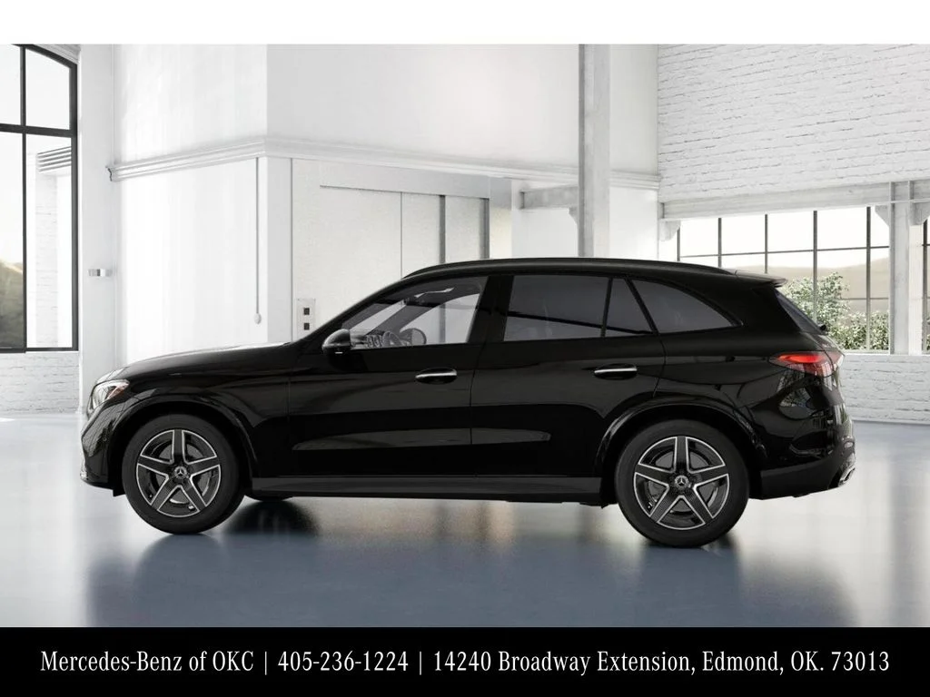New 2026 Black Mercedes-Benz GLC 300 image 33