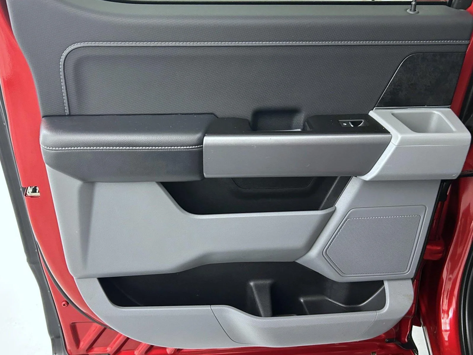 Used 2021 Red Ford XLT image 20